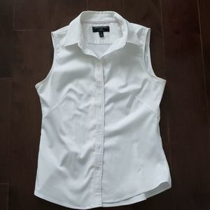 Banana republic sleeveless shirt